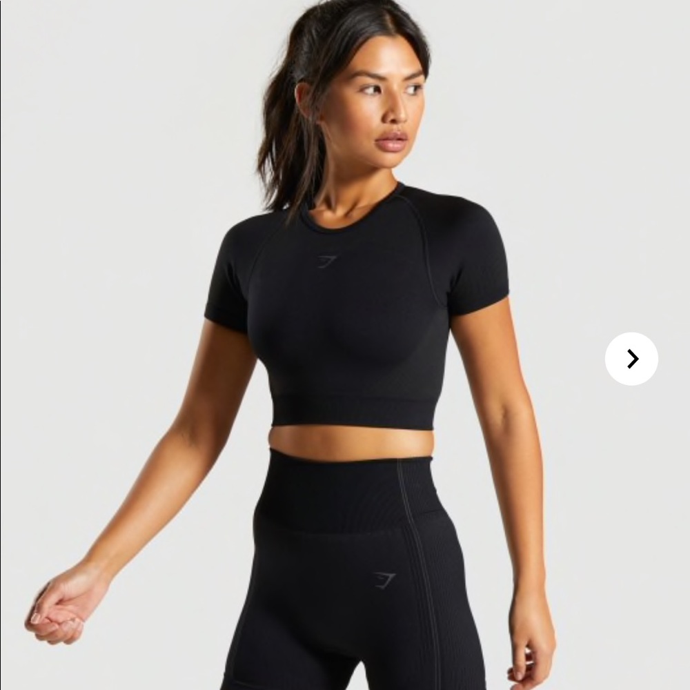 GYMSHARK WOMENS

ULTRA SEAMLESS CROP TOP